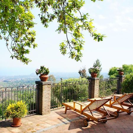 Villa Feudo Algerazzi Zafferana Etnea Habitación foto