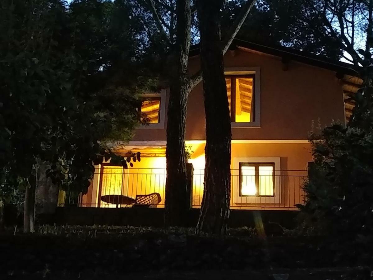 Villa Feudo Algerazzi Zafferana Etnea Exterior foto